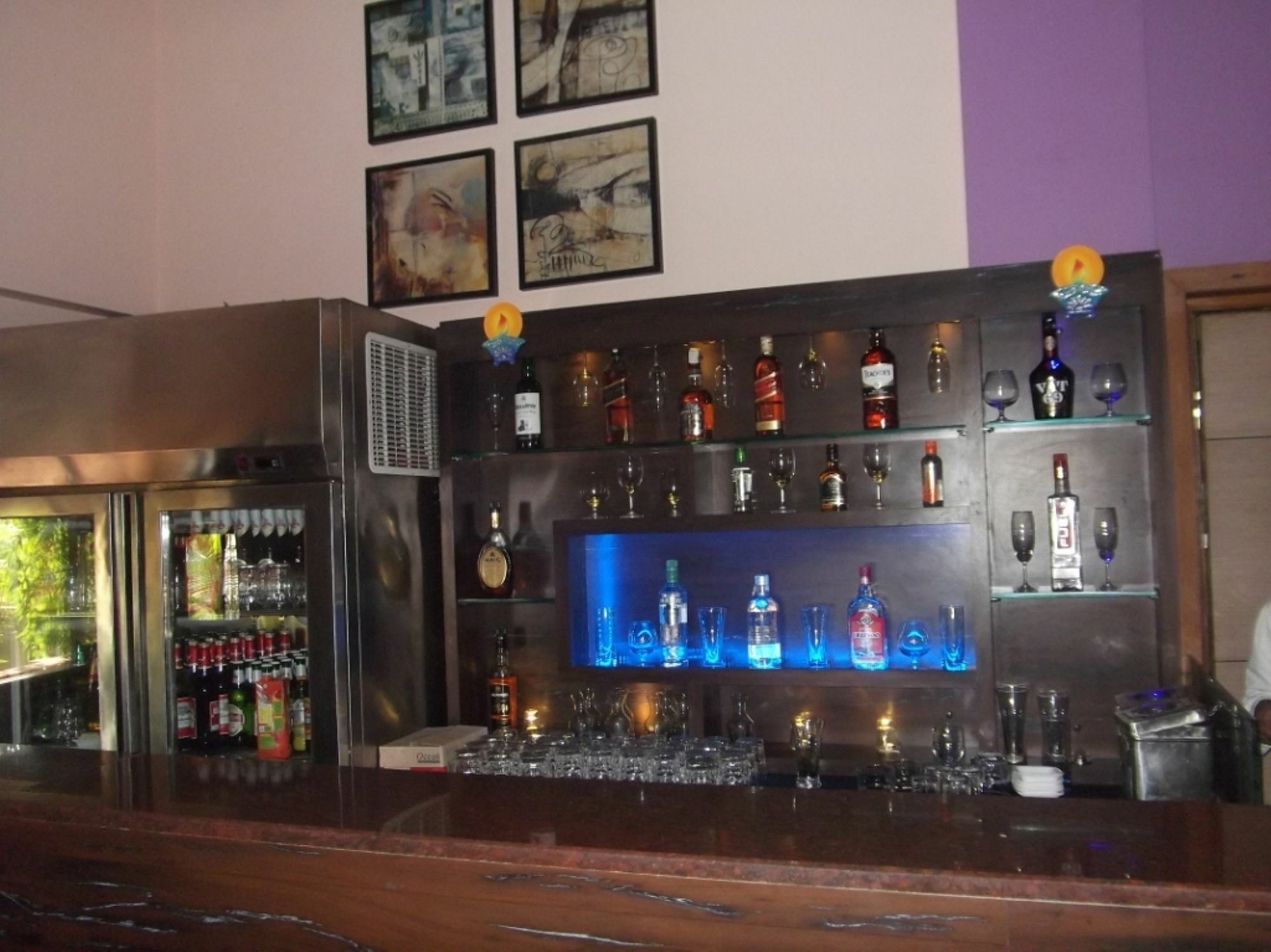 Hotel Ravikant Poona Buitenkant foto