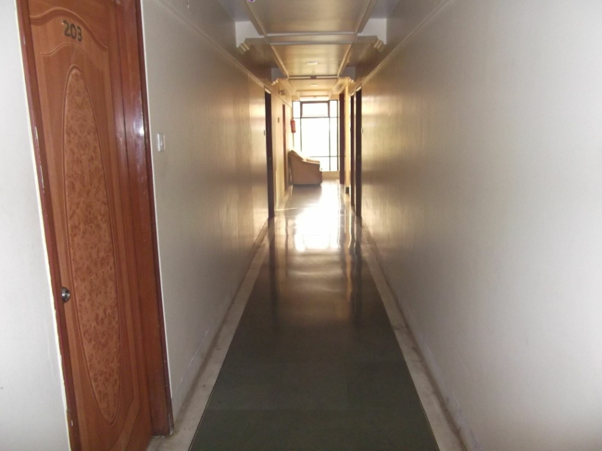 Hotel Ravikant Poona Buitenkant foto